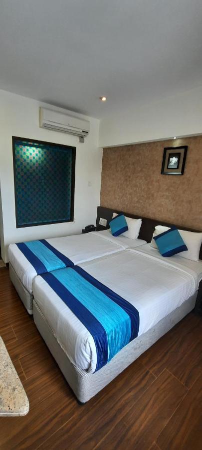 Hotel Lxia Hinjewadi - Indian Nationals Only Pimpri-Chinchwad Ngoại thất bức ảnh