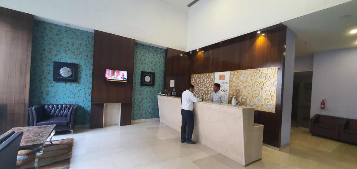 Hotel Lxia Hinjewadi - Indian Nationals Only Pimpri-Chinchwad Ngoại thất bức ảnh