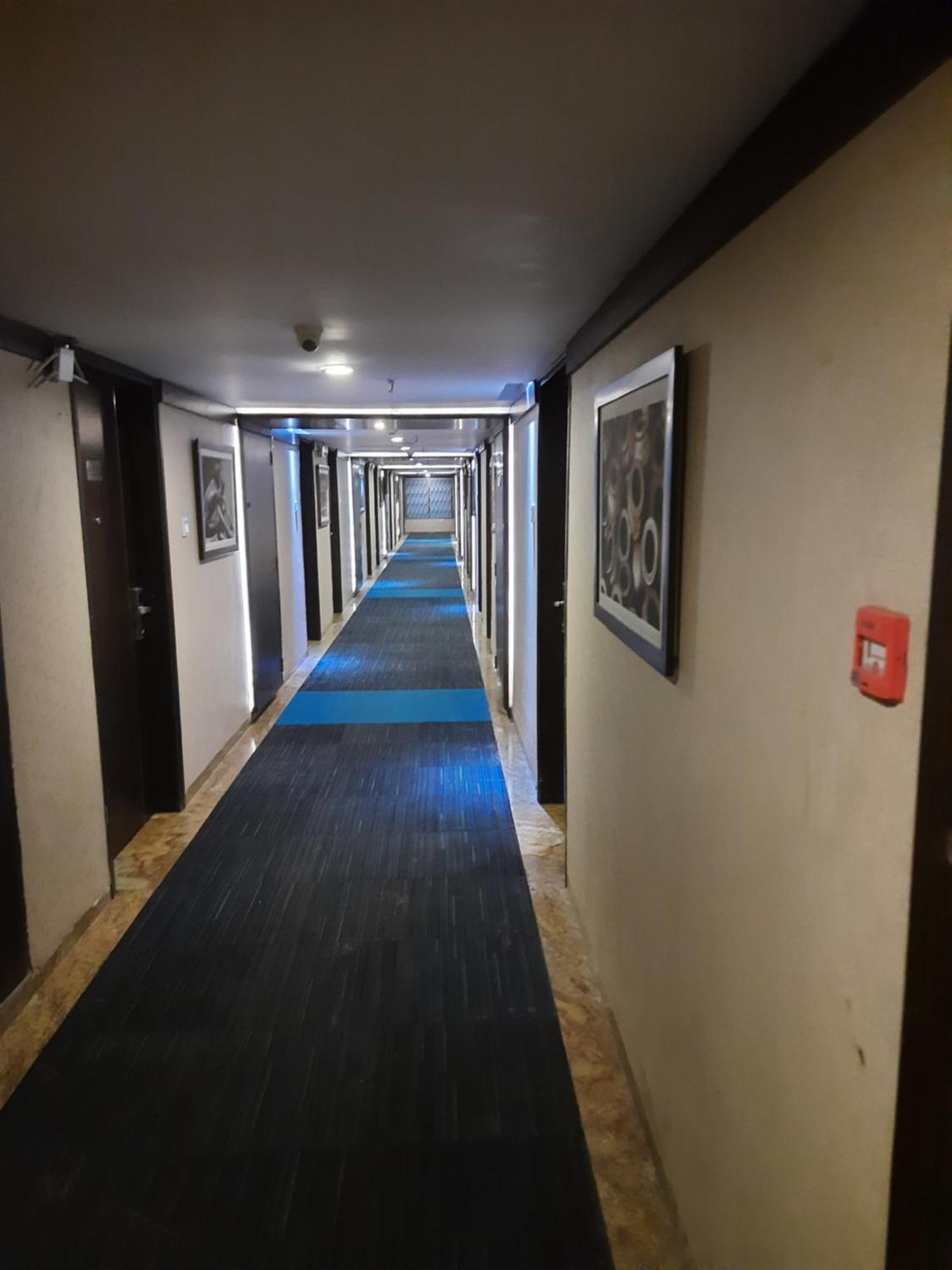 Hotel Lxia Hinjewadi - Indian Nationals Only Pimpri-Chinchwad Ngoại thất bức ảnh