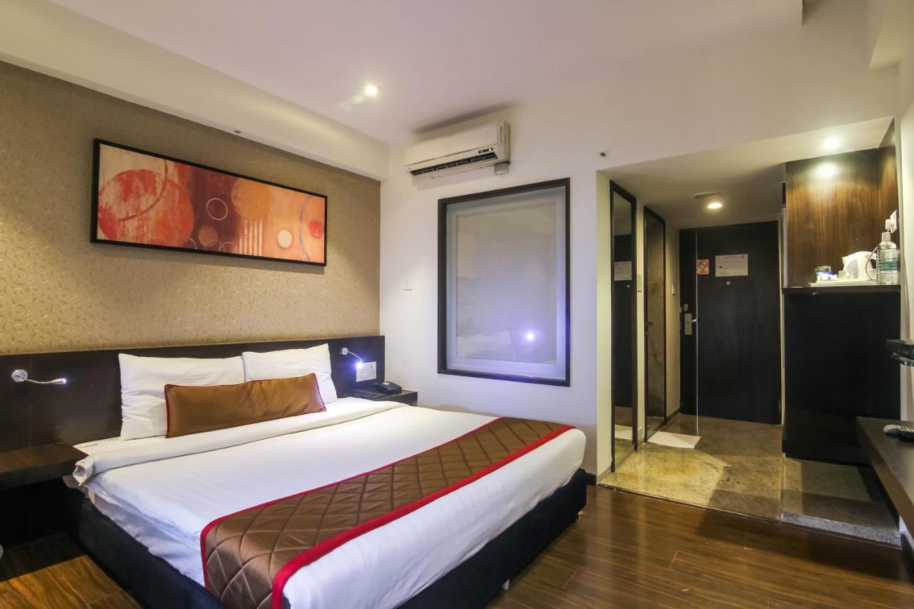 Hotel Lxia Hinjewadi - Indian Nationals Only Pimpri-Chinchwad Ngoại thất bức ảnh