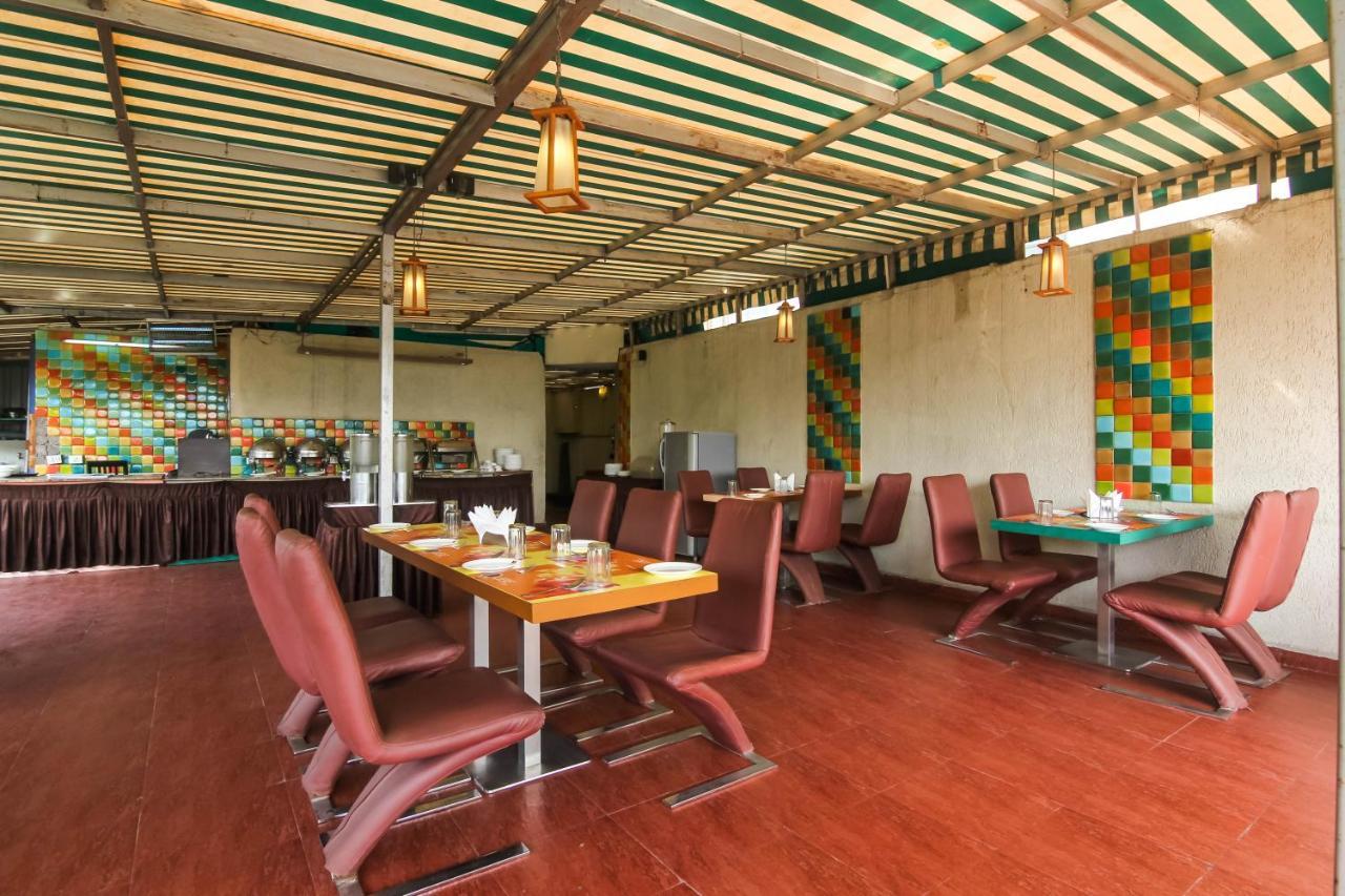 Hotel Lxia Hinjewadi - Indian Nationals Only Pimpri-Chinchwad Ngoại thất bức ảnh